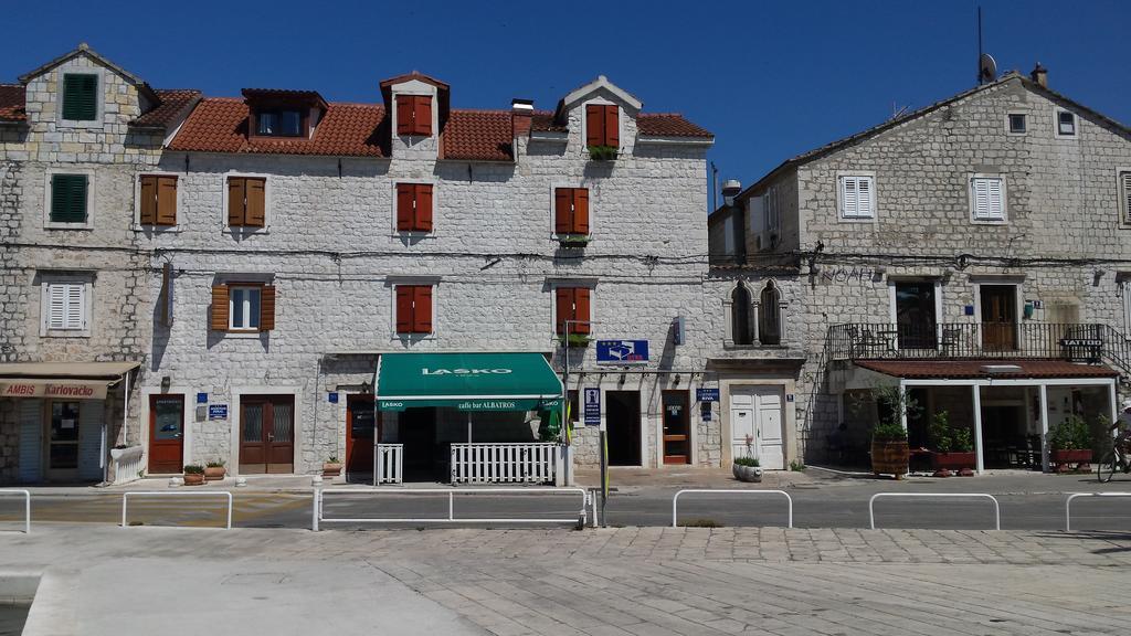 טרוגיר Apartments Riva מראה חיצוני תמונה